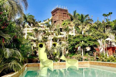 Saifa High Speed Race Water Coaster Ride Siam Park Tenerife